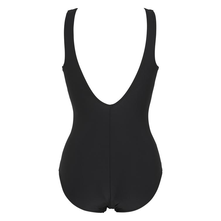 Damella Jennifer uimapuku Leo