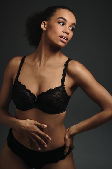 Anita Rosa Faia Bobette t&auml;yskuppinen rintaliivi B-E kupit Musta